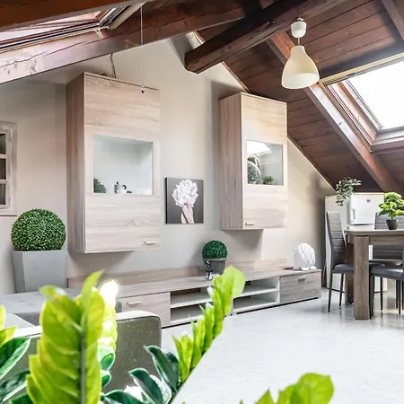 Lägenhet Functional Mansarda Alessandria